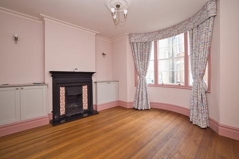 26 Abbots Hill, Ramsgate, CT11 8HN