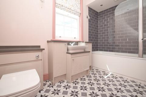 26 Abbots Hill, Ramsgate, CT11 8HN