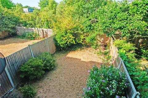 4 bedroom terraced house for sale, Langwood Chase, Teddington, TW11