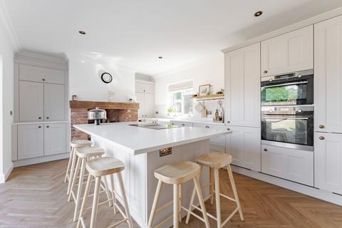5 bedroom detached bungalow for sale, Chapel Street, Barford