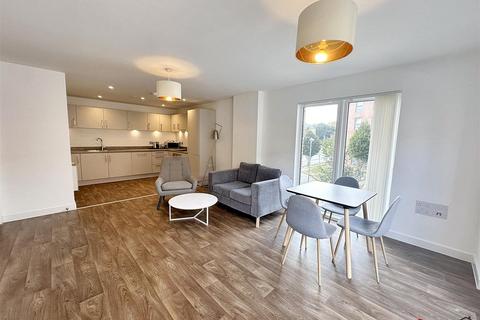 2 bedroom flat to rent, Lexington Gardens, Birmingham B15