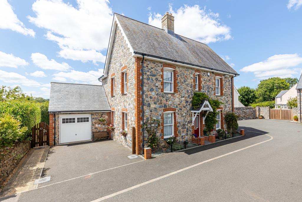 A02 - 9 Cator, Stoke Gabriel - 250708