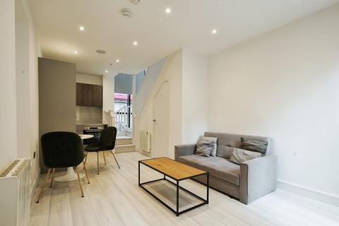 1 bedroom apartment to rent, Trafalgar Court, Brighton