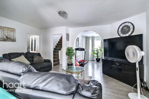 4 bedroom semi-detached house for sale, Highbury Avenue, Thornton Heath