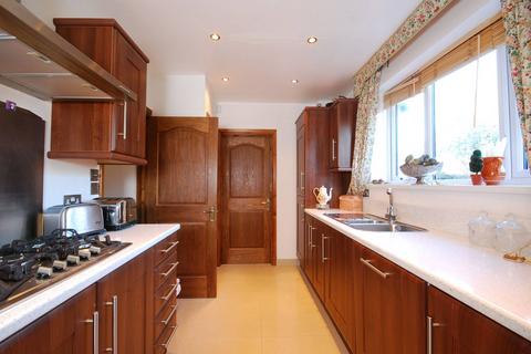 4 bedroom detached house to rent, Tudor Drive, North Kingston, Kingston upon Thames, KT2