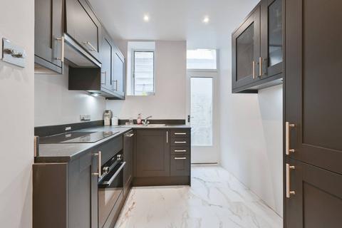 undefined, Hanson Street, Fitzrovia, London, W1W