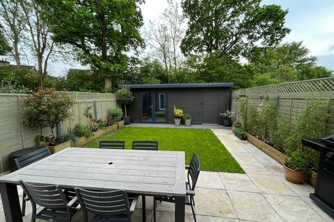 3 bedroom semi-detached house for sale, Massey Close, Thakeham, RH20