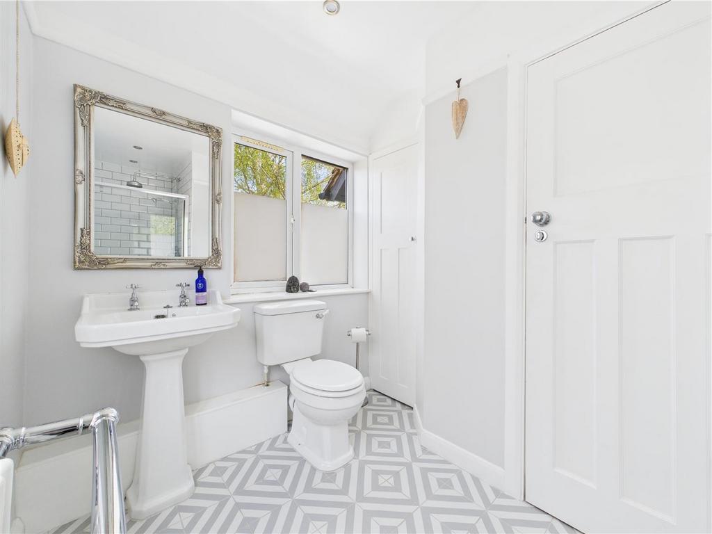 CAM05251 G0-PR0029-STILL031.jpg