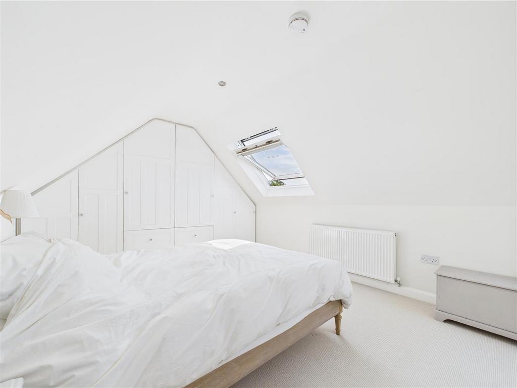 CAM05251 G0-PR0029-STILL034.jpg