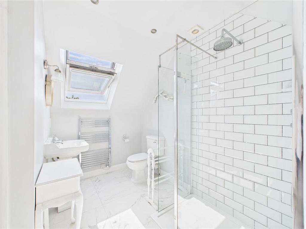 CAM05251 G0-PR0029-STILL039.jpg