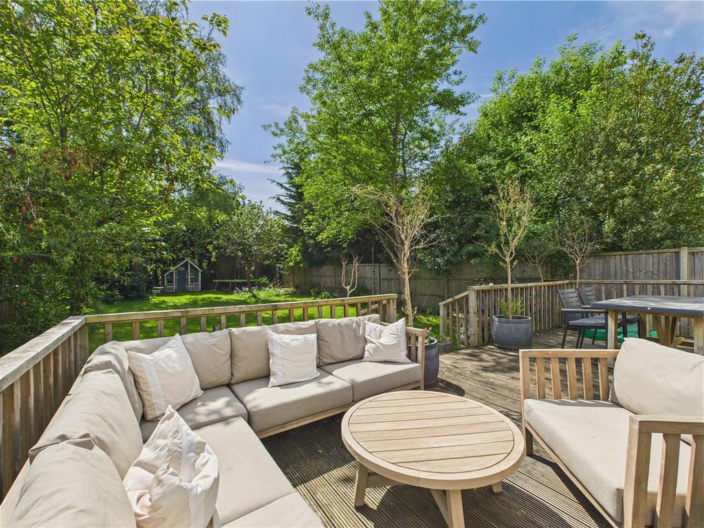 CAM05251 G0-PR0029-STILL042.jpg