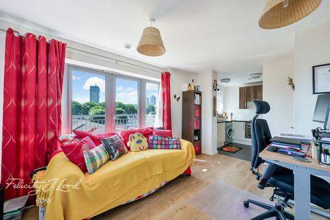 Thomas Fyre Drive, London