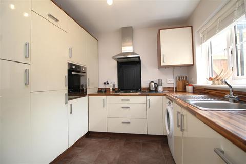 3 bedroom semi-detached house for sale, Whitby Avenue, Eye, Peterborough