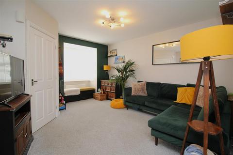 3 bedroom semi-detached house for sale, Whitby Avenue, Eye, Peterborough