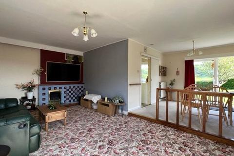3 bedroom bungalow for sale, Derwlwyn Lane, Llanfyllin, Powys, SY22