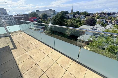 1 bedroom apartment for sale, Parkstone Road, Poole, BH15