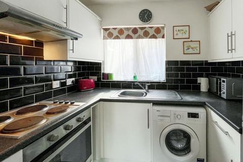 1 bedroom apartment for sale, Station Road, East Preston, Littlehampton, West Sussex