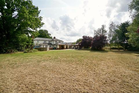 undefined, Oaklands Farm, Leavenheath