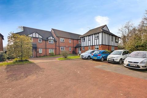 2 bedroom flat for sale, Brook Court, Sandbach
