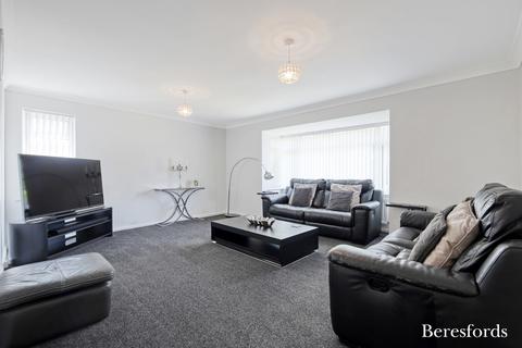 4 bedroom detached house for sale, Marennes Crescent, Brightlingsea, CO7