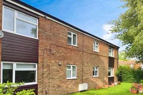1 bedroom flat to rent, Minehead Way, Hertfordshire SG1