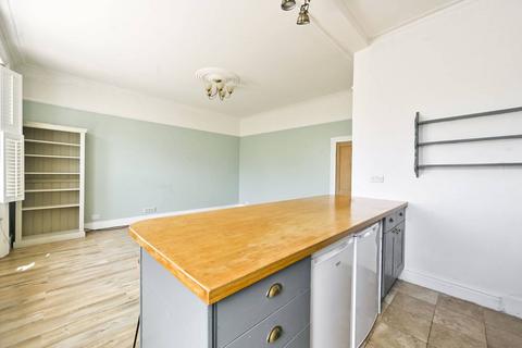 2 bedroom flat for sale, Disraeli Road, East Putney, London, SW15