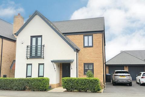 4 bedroom detached house for sale, West Street, Northampton NN5