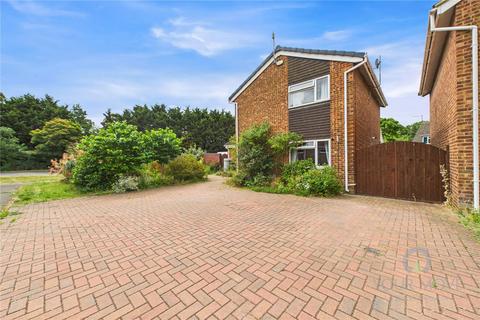 3 bedroom detached house for sale, Barnstaple Close, Abington Vale, Northamptonshire NN3