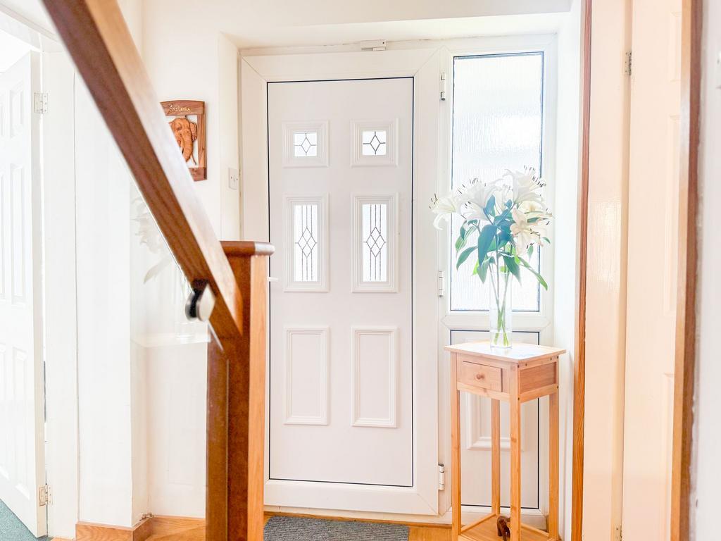 Porch & Entrance Hall