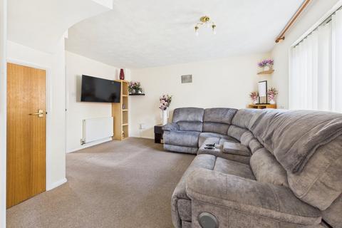 2 Campion Close, Weston-super-mare, BS22 8QJ