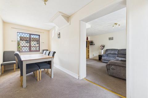 2 Campion Close, Weston-super-mare, BS22 8QJ