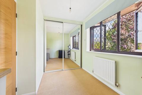 2 Campion Close, Weston-super-mare, BS22 8QJ