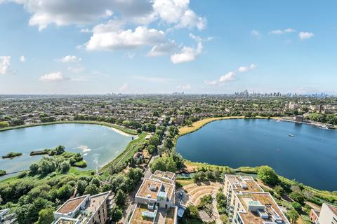 3 bedroom flat for sale, Woodberry Grove, London, N4