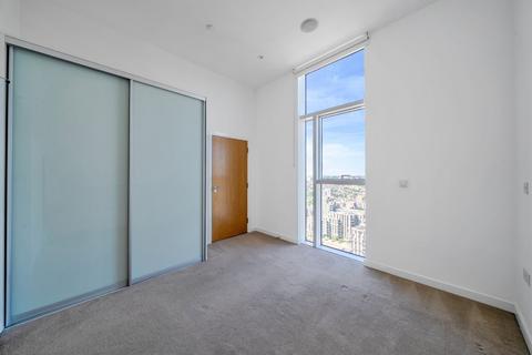 3 bedroom flat for sale, Woodberry Grove, London, N4