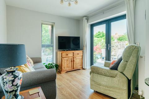 3 bedroom semi-detached house for sale, Worcester WR3
