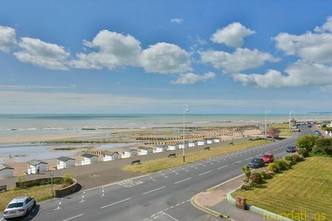 2 bedroom flat for sale, De la Warr Parade, Bexhill-on-Sea, TN40