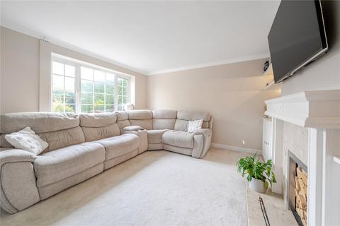 15 Broadley Green, Windlesham, GU20 6AJ