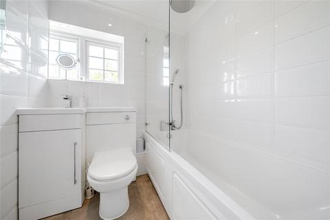 15 Broadley Green, Windlesham, GU20 6AJ