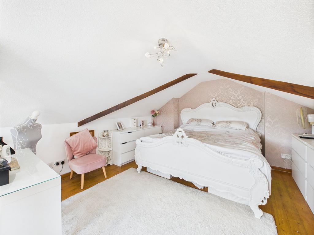 Bedroom One (Loft)