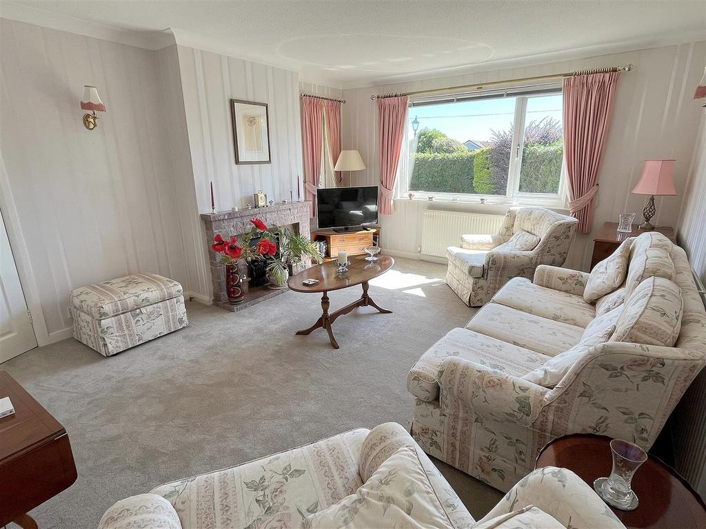 Sitting Room 2.jpg