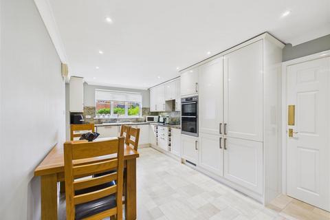 2 bedroom detached bungalow for sale, The Meadows, South Cave