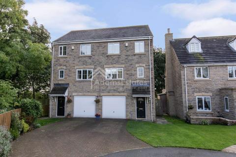 undefined, Highfield Court, Batley