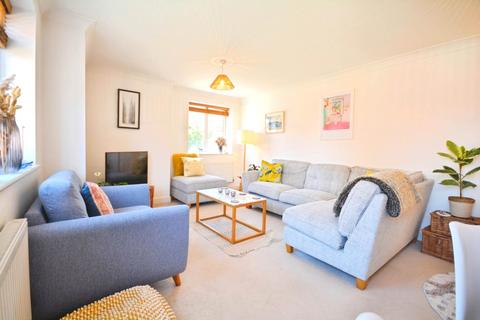 2 bedroom flat for sale, Old Saw Mill Place, Amersham
