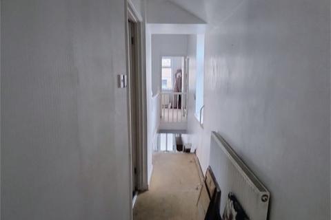 3 bedroom end of terrace house for sale, High Street, Treorchy, Treorchy,