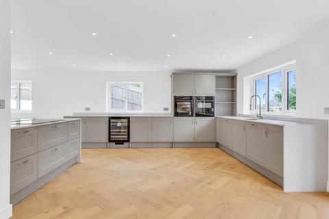 Hilltop Hilltop Road, Bideford, EX39 3PA