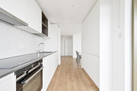 2 bedroom apartment to rent, One Thames Quay, Marsh Wall