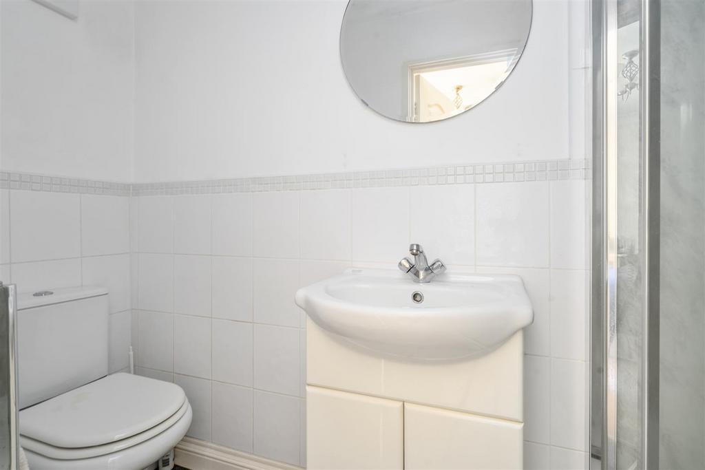 5 Albany Gardens 7.jpg