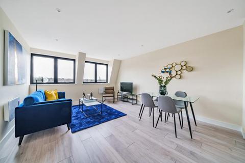 2 bedroom flat for sale, Anne Boleyn House, Ewell Road, Cheam, Sutton, SM3