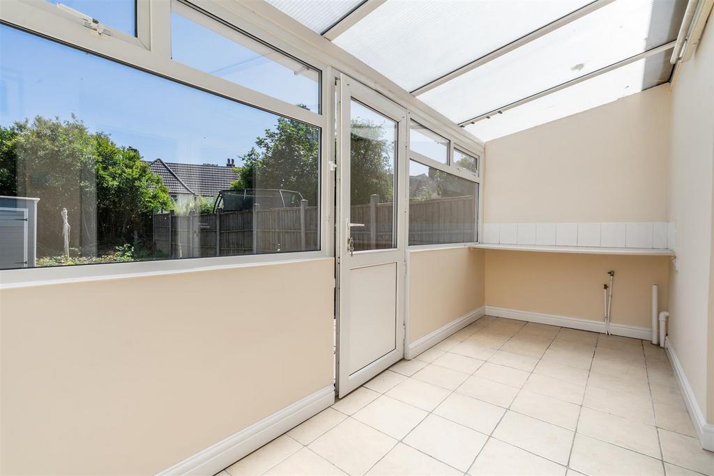 45 Mapleton Road 9.jpg