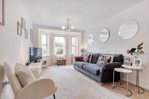 undefined, Eversleigh Court, 80 Aqueduct Road, B90